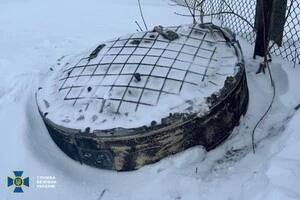 Зимовий колодязь під снігом як народний прикметник погоди